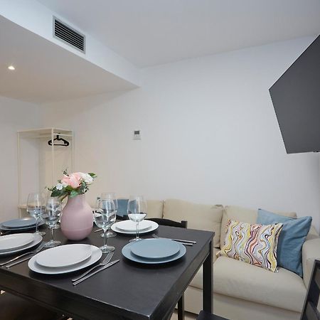 Three Bedroom Two Bathroom Apartment Close To Beach Barcelona Bagian luar foto