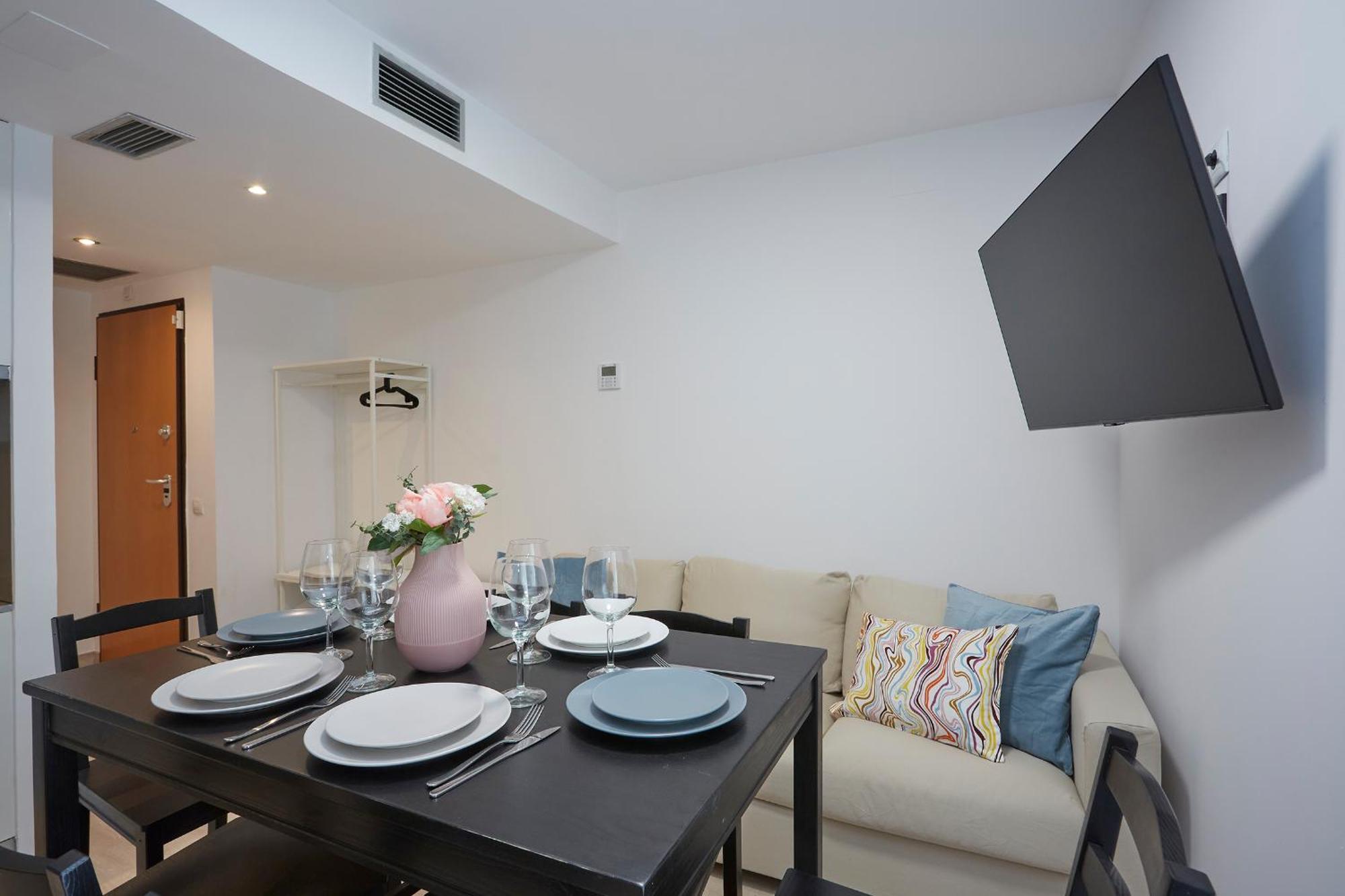 Three Bedroom Two Bathroom Apartment Close To Beach Barcelona Bagian luar foto
