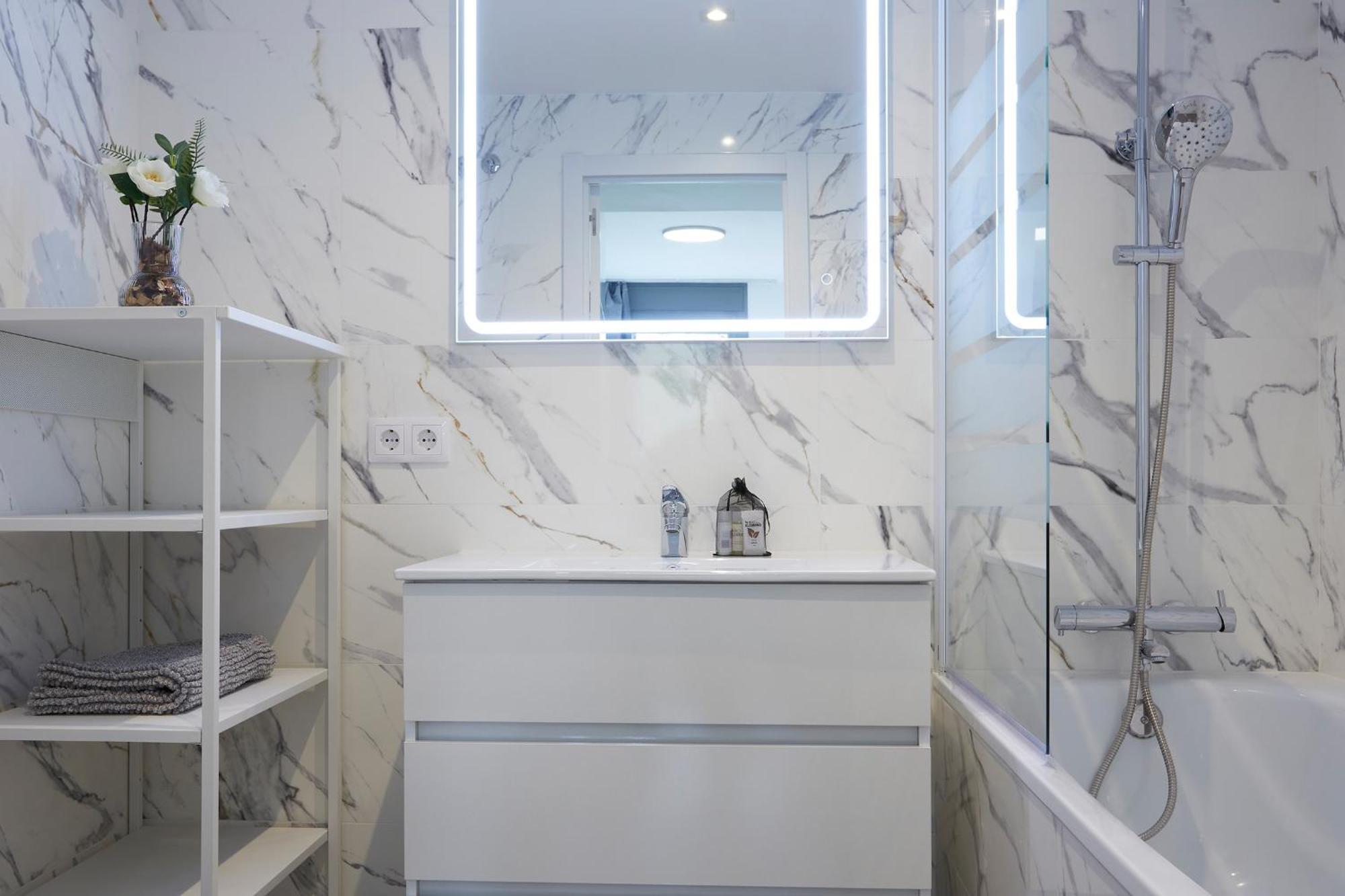Three Bedroom Two Bathroom Apartment Close To Beach Barcelona Bagian luar foto